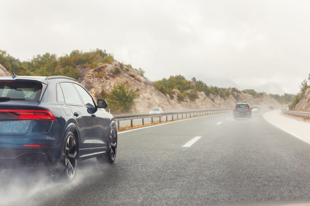 Are SUVs More Likely to Roll Over in a Crash in Tennessee?